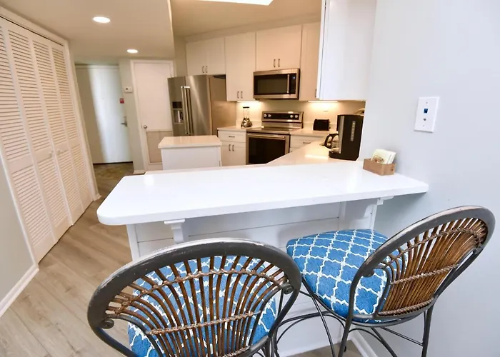 Gulf Village 416