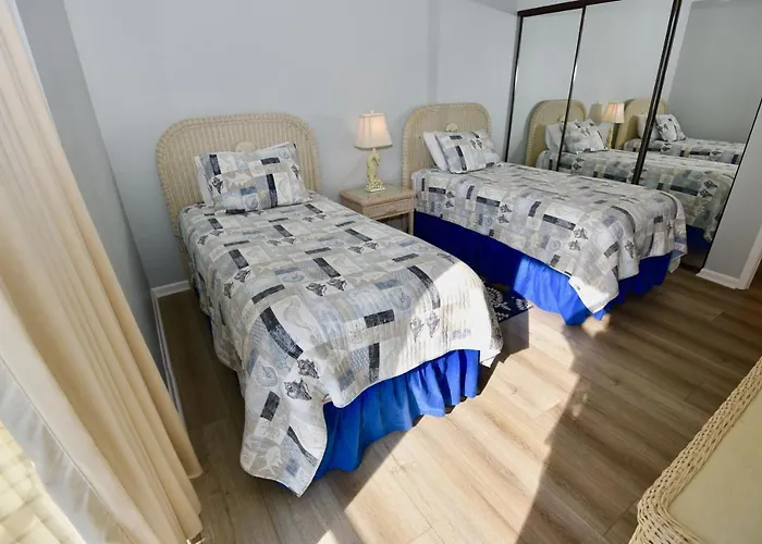 Gulf Village 416