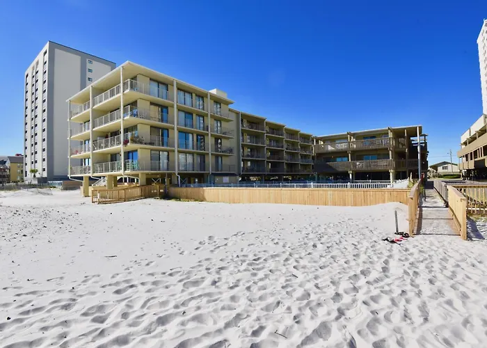 Gulf Village 416 *