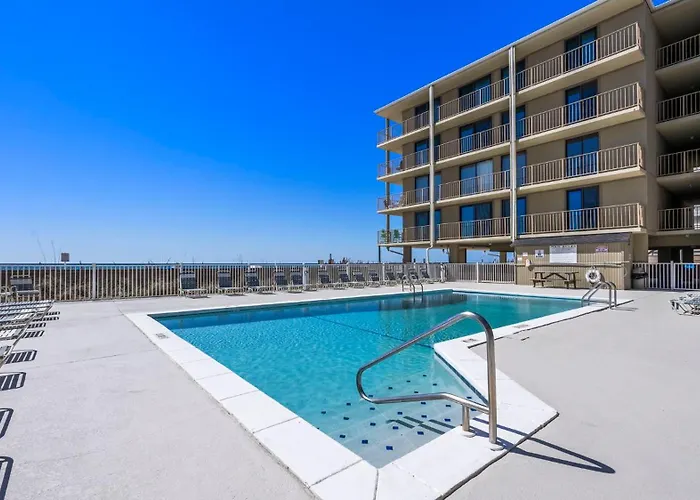 Gulf Village 416 *